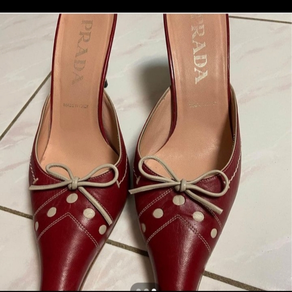 SALE**100%PRADA RED 👠 HEELS made in Italy 🇮🇹 - Picture 5 of 6